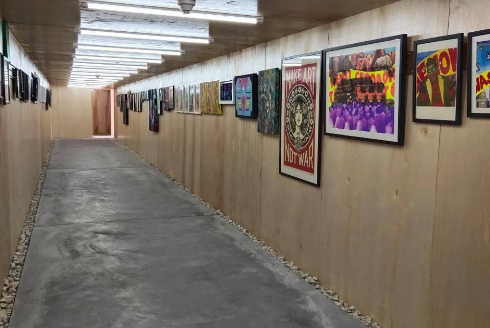 Underneath the piazza is a hidden art gallery that can be accessed via a specially built passageway.