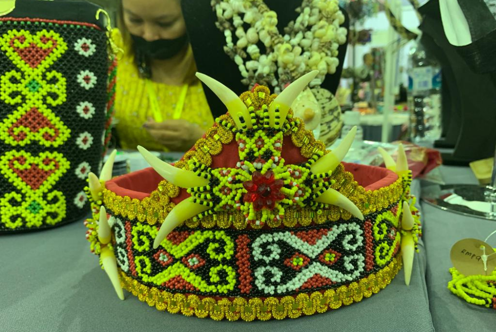 Crown (Kelingai Enterprise)