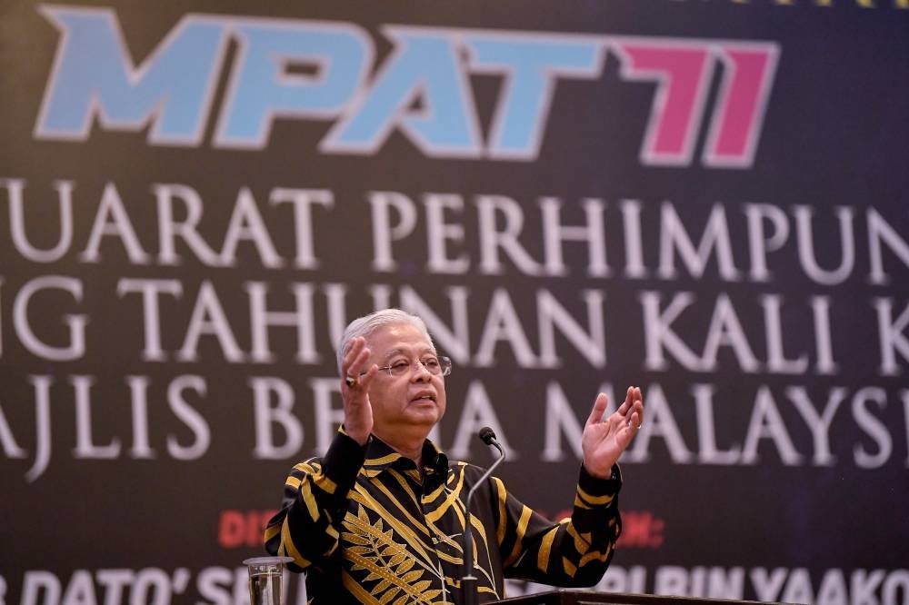 PM Ismail Sabri announces Malaysia to enter the endemic stage on April 1. - Bernama Photo.