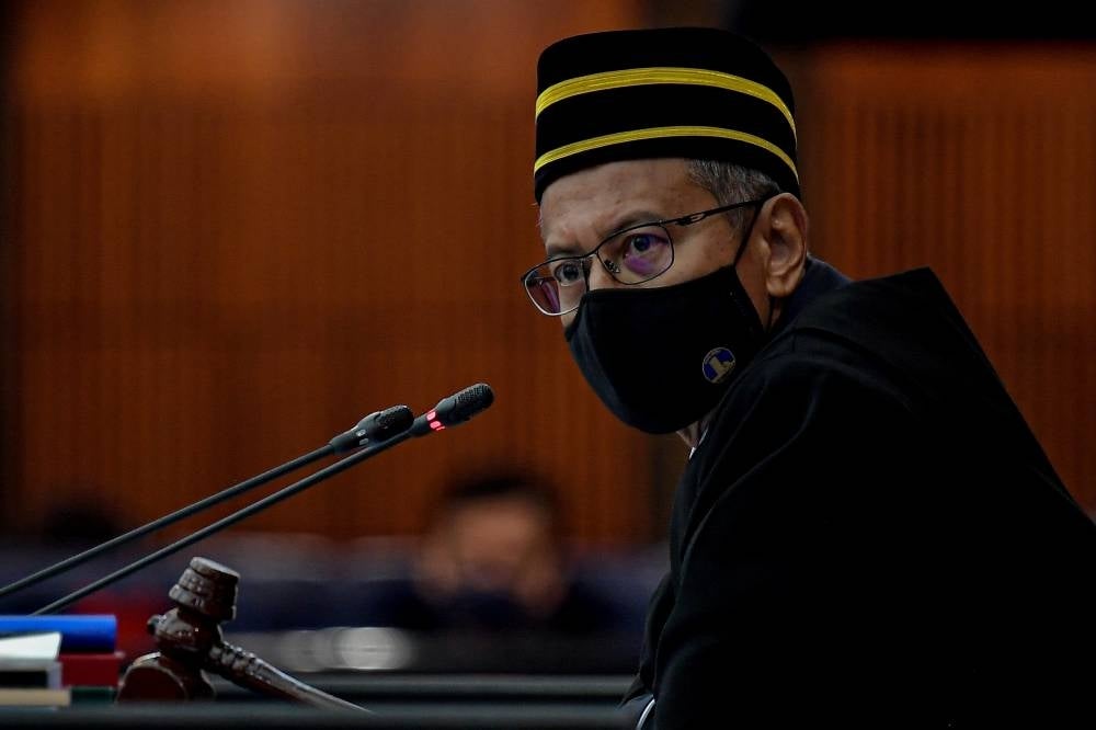 Speaker Tan Sri Azhar Azizan Harun - BERNAMA
