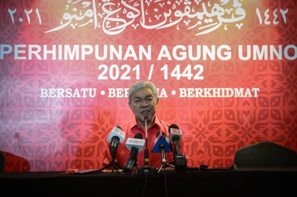 The appointment of the new Johor Menteri Besar is among issues to be addressed by Umno president Datuk Seri Dr Ahmad Zahid Hamidi in his speech at the UMNO General Assembly 2021 tomorrow. - Bernama Photo
-- fotoBERNAMA (2022) HAK CIPTA TERPELIHARA