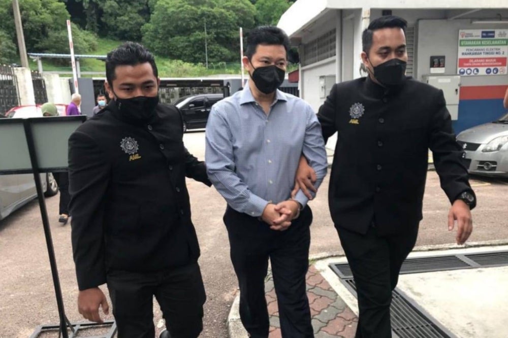 Ex-JCorp president and chief executive Datuk Kamaruzzaman Abu Kassim pleads not guilty at the Johor Bahru Sessions Court with deceiving the JCorp board into investing USS$2.25 million (RM9.46 million) in two companies three years ago. -BERNAMA