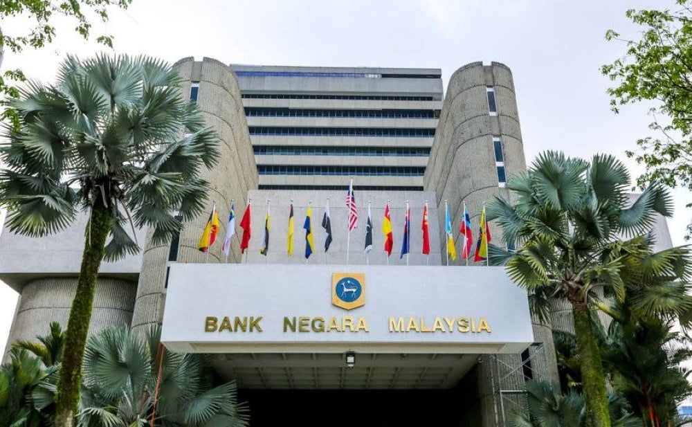 Malaysia should urgently reform its social protection system to ensure the people would not face serious financial hardship in the future, said Bank Negara Malaysia Governor Nor Shamsiah Mohd Yunus. - 123RF Photo