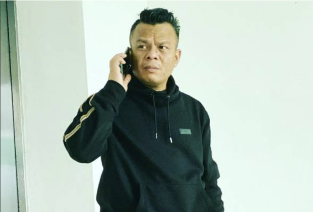 Comedian Tauke Jambu and four of his friends were charged with possessing 0.37 grammes of ketamine.