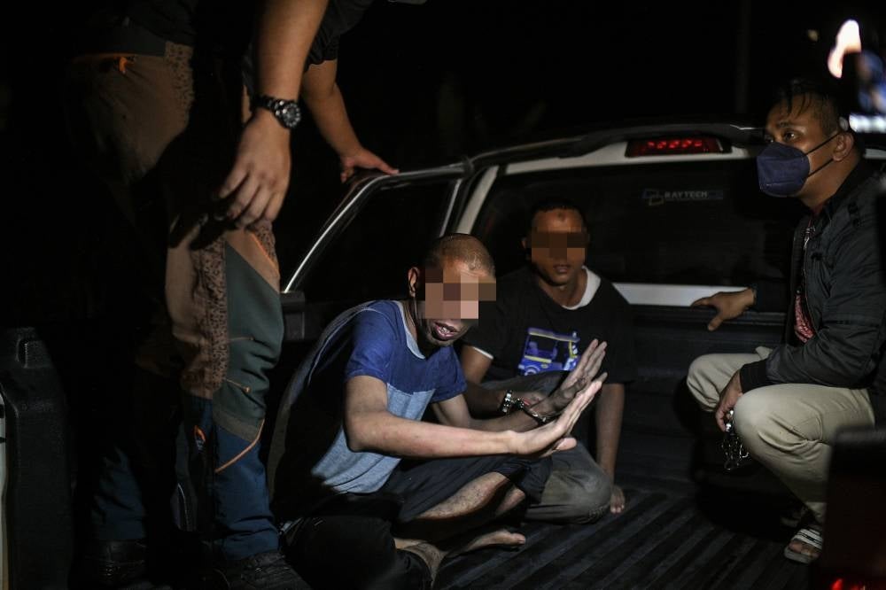 Two Rohingya men were recaptured after breaking out of Sungai Bakap Temporary Immigration Depot - BERNAMA