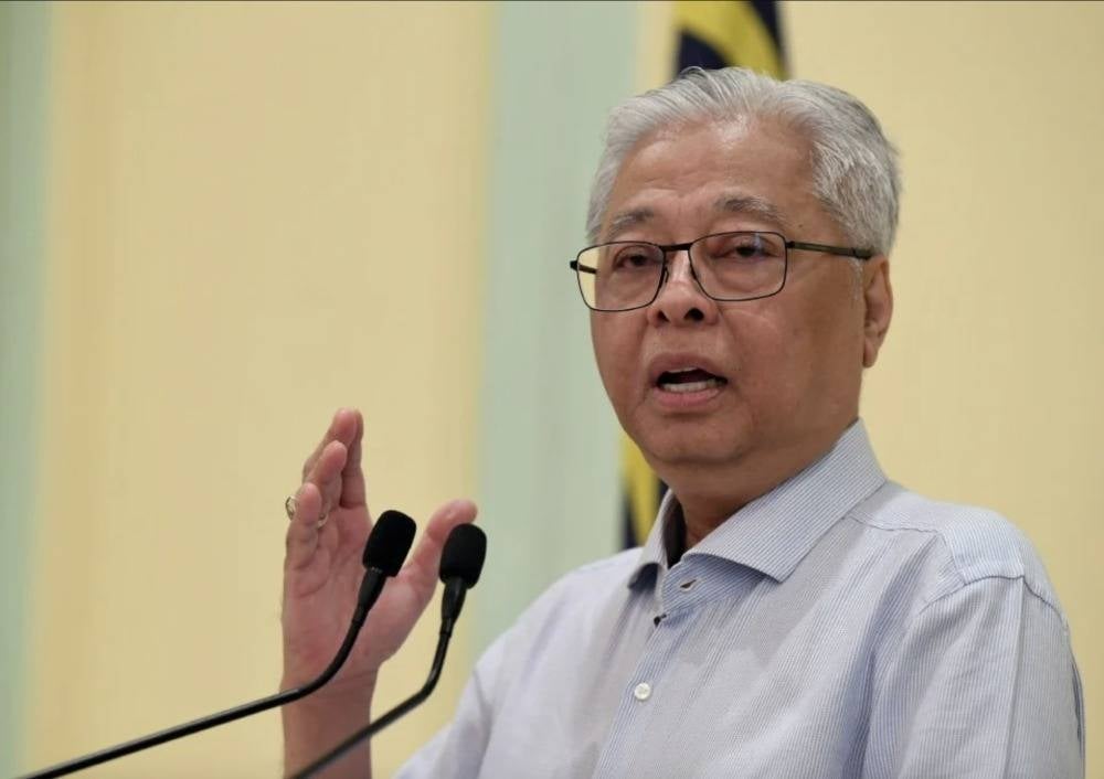 Prime Minister Datuk Seri Ismail Sabri Yaakob declined to comment further on the leak of a confidential document that surfaced online, purportedly from a Pas meeting. - BERNAMA