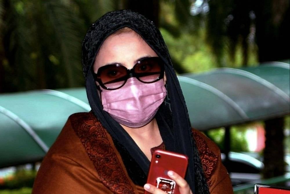 High Court set May 30 for decision on Cradle Fund CEO's murder case. Samirah Muzaffar and two teenagers were charged with murdering Nazrin Hassan in 2018. - BERNAMA