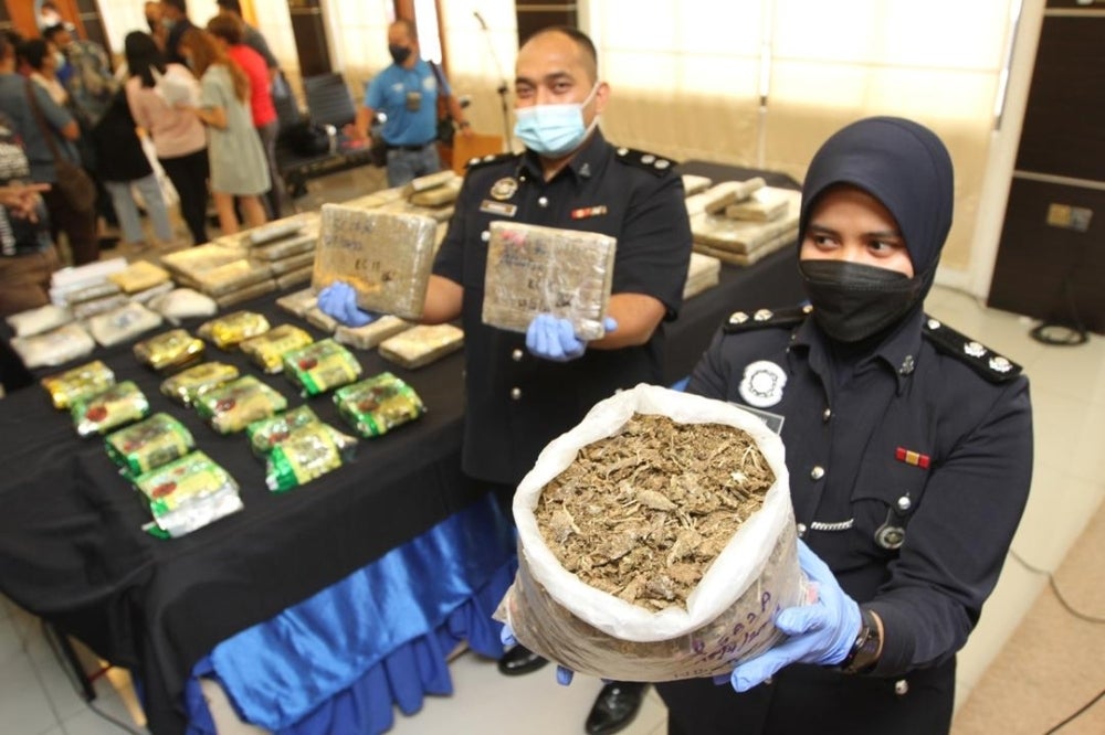 Investigating officers showing the drugs that were seized during the planned operation conducted since last Monday.