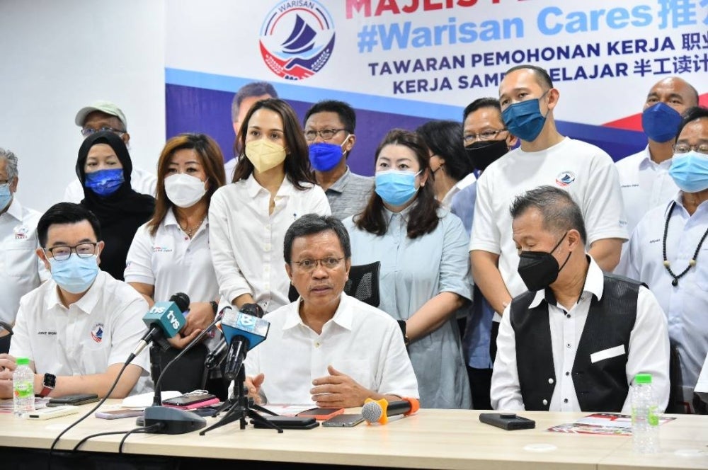 Datuk Seri Mohd Shafie Apdal said he wants to strengthen Warisan first before collaborating with any other party. Photo souce: Sinar Harian