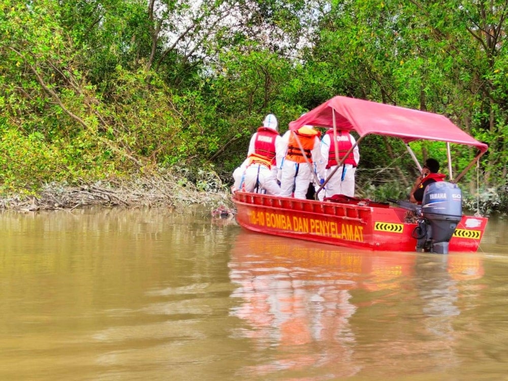 Search and Rescue mission for the 20-year-old victim. Picture source - Fire and Rescue Department