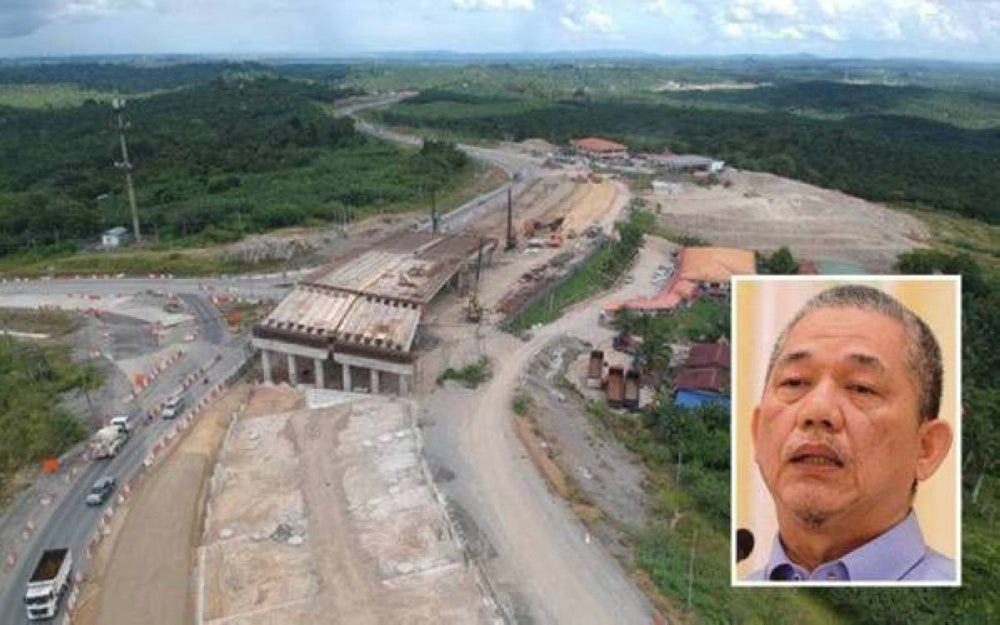 The Pan Borneo Highway project is expected to be ready in the next five years. Inset photo: Fadillah