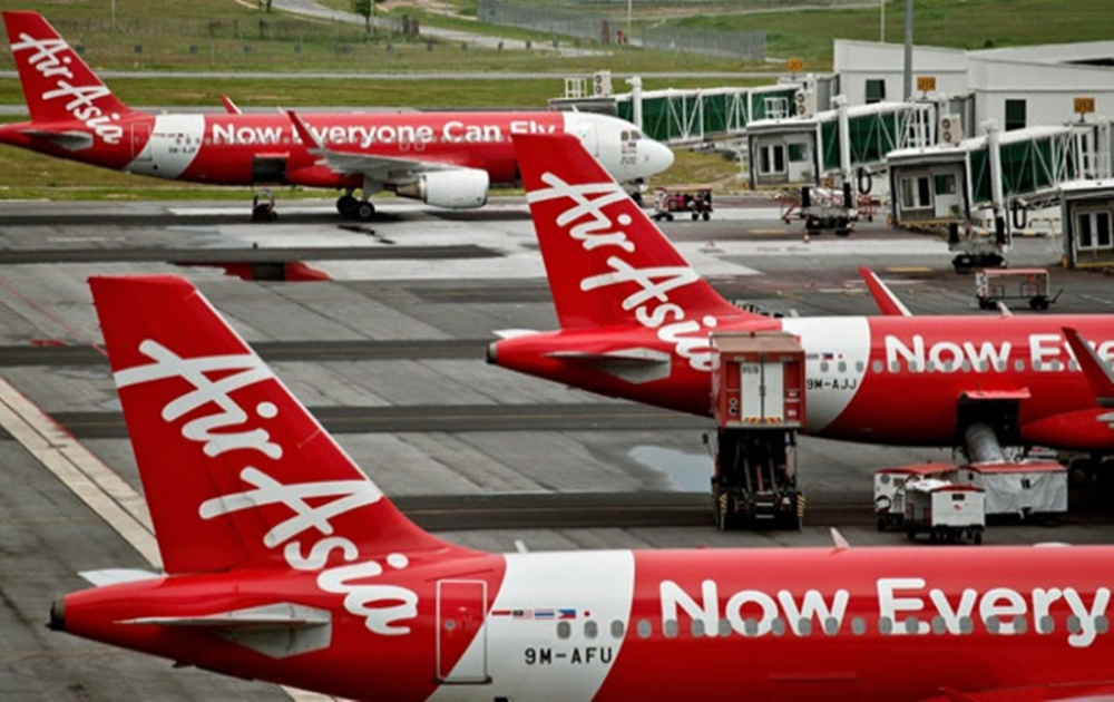 AirAsia passenger planes parked on the tarmac at the Kuala Lumpur International Airport 2 (KLIA2) in Sepang. - Photo: BERNAMA