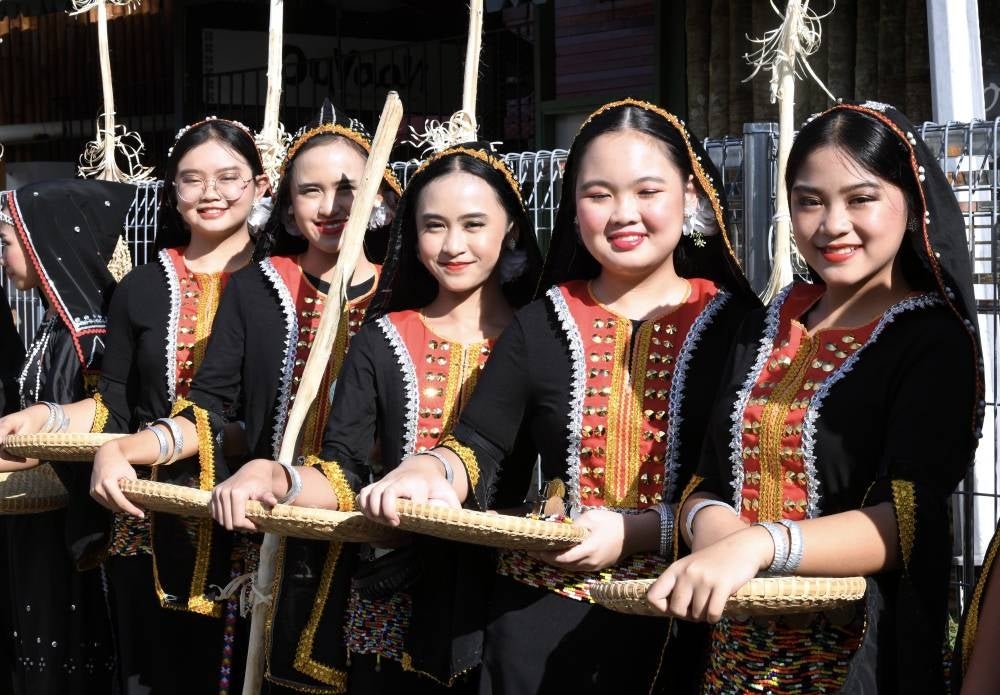Pesta Kaamatan which is also known as the Harvest Festival is celebrated by the Kadazandusun community in Sabah today and tomorrow, as a sign of gratitude at the end of the harvest season. Photo - BERNAMA