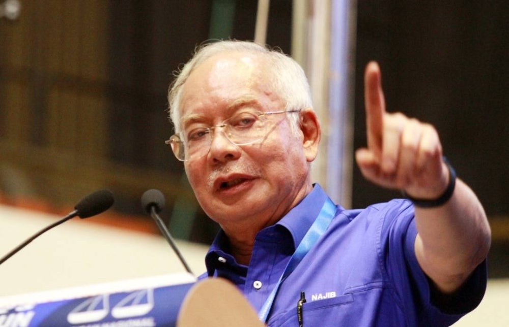 Former Prime Minister Datuk Seri Najib Razak says he should have called for GE14 immediately after SEA Games in 2017. 
