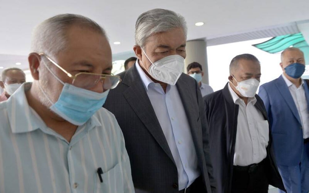 Zahid at Shah Alam High Court on Wednesday. Photo: BERNAMA