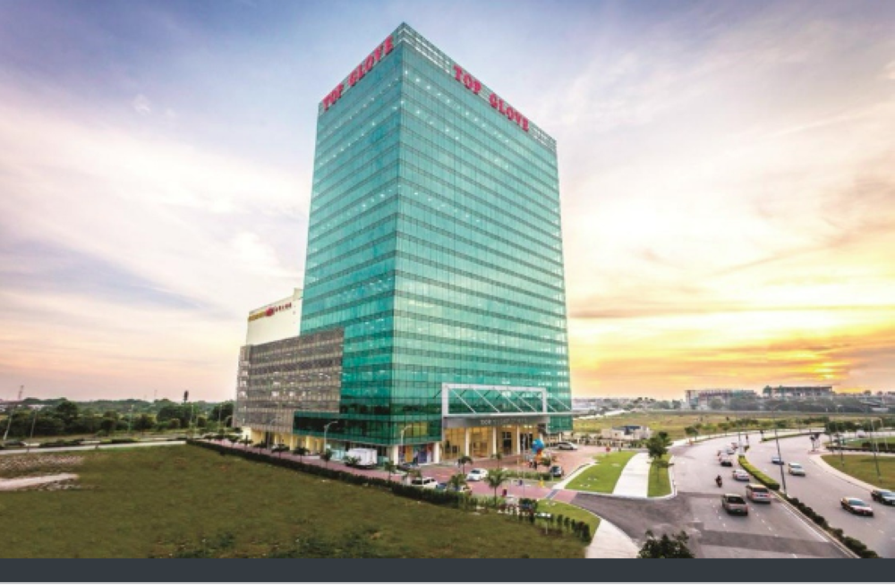 Top Glove Corp Bhd’s net profit fell to RM15.29 million in the third quarter ended May 31, 2022 (Q3). Photo: BERNAMA