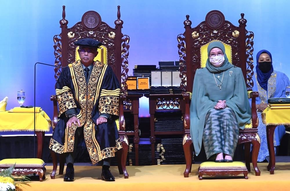 Yang di-Pertuan Agong Al-Sultan Abdullah Ri'ayatuddin Al-Mustafa Billah Shah and Raja Permaisuri Agong Tunku Hajah Azizah Aminah Maimunah Iskandariah attended UPNM 11th Convocation Ceremony’s First Session at the World Trade Centre Kuala Lumpur here, today. Photo: BERNAMA