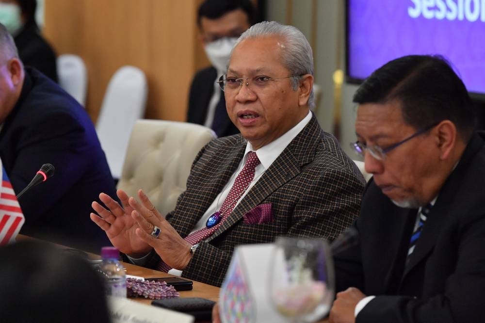 Annuar during a discussion session with National Broadcasting Services of Thailand today. Photo: BERNAMA