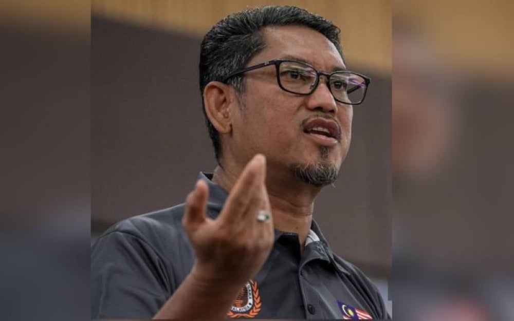 Perak Perikatan Nasional chairman Datuk Seri Ahmad Faizal Azumu
says it is up to the leadership to decide