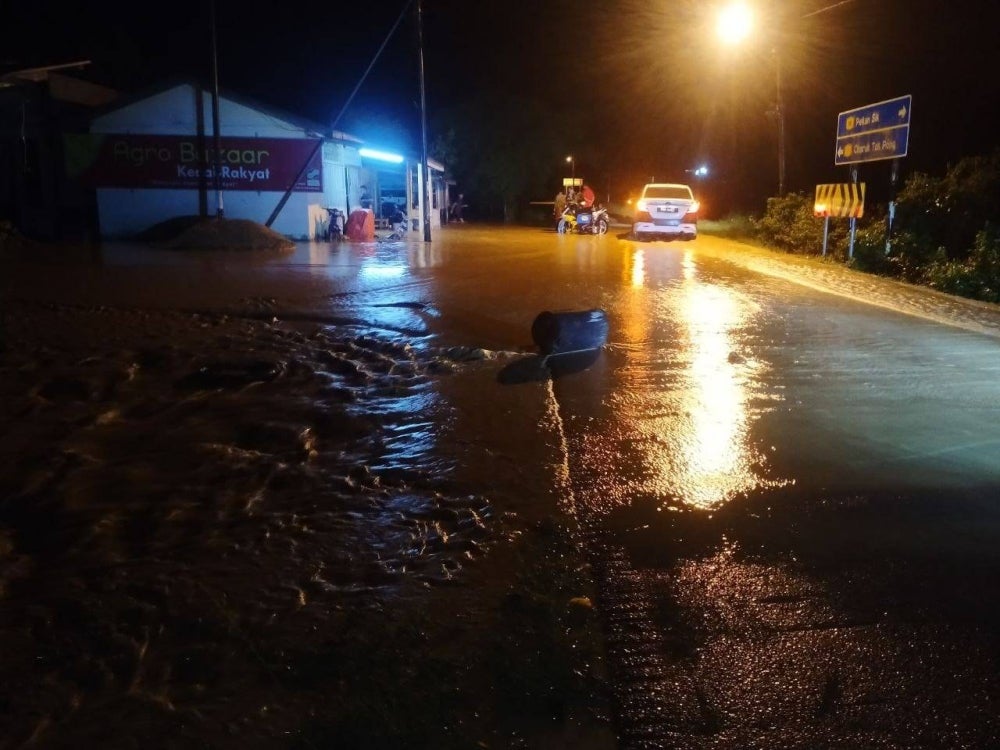 Photo: FACEBOOK/APM DAERAH SIK