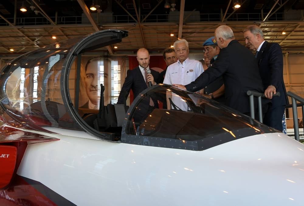 Ismail Sabri (second, left) visits Turkish Aerospace Industries (TAI), a Turkiye’s major defence and aerospace company as Malaysia sought to enhance technology cooperation with the republic, on Wednesday. Photo: BERNAMA