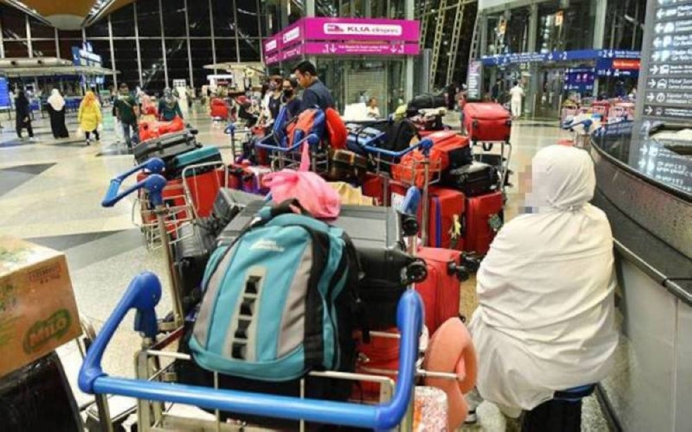 On July 7, 380 prospective haj pilgrims were stranded at the KLIA and they were believed to be victims of a scam by a travel agency. Photo: BERNAMA FILE PIX