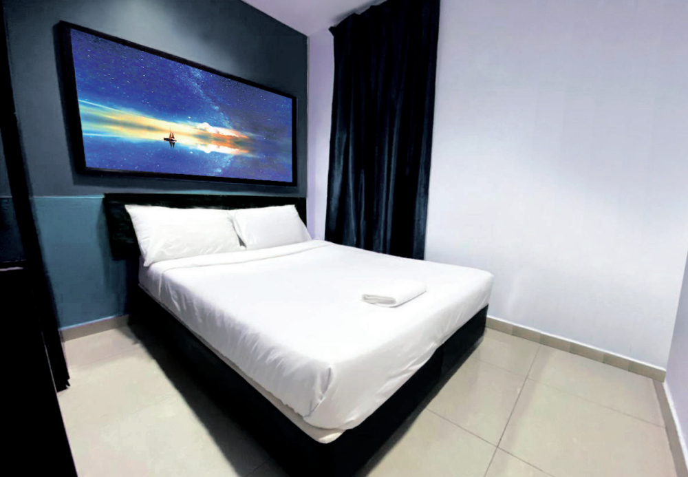 Condition of actual rooms in advertisements are different than what is promised to guests.