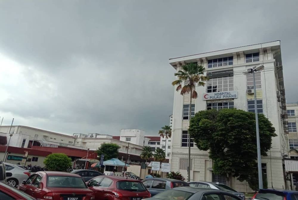 A 25-year-old male houseman was found dead, on April 17 believed to have fallen from his apartment building near the HPP.
