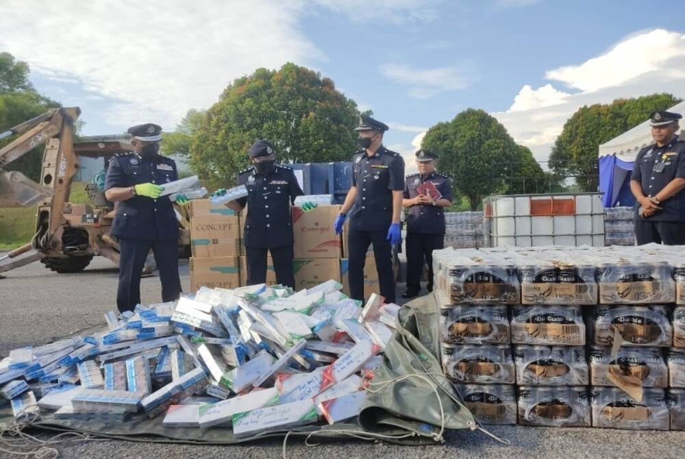 Sepang police dispose of exhibits worth RM1.1 million - Photo from Sinar Archive