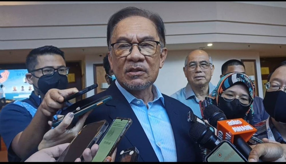 Datuk Seri Anwar Ibrahim says he will let the rakyat decide in the coming general elections 