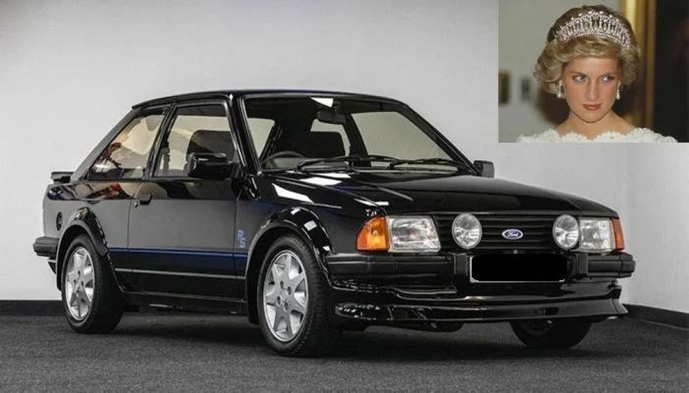 A British buyer bought the Ford Escort RS Turbo Series 1 at Silverstone Auctions. - Photo: Ahsan Raza Twitter 