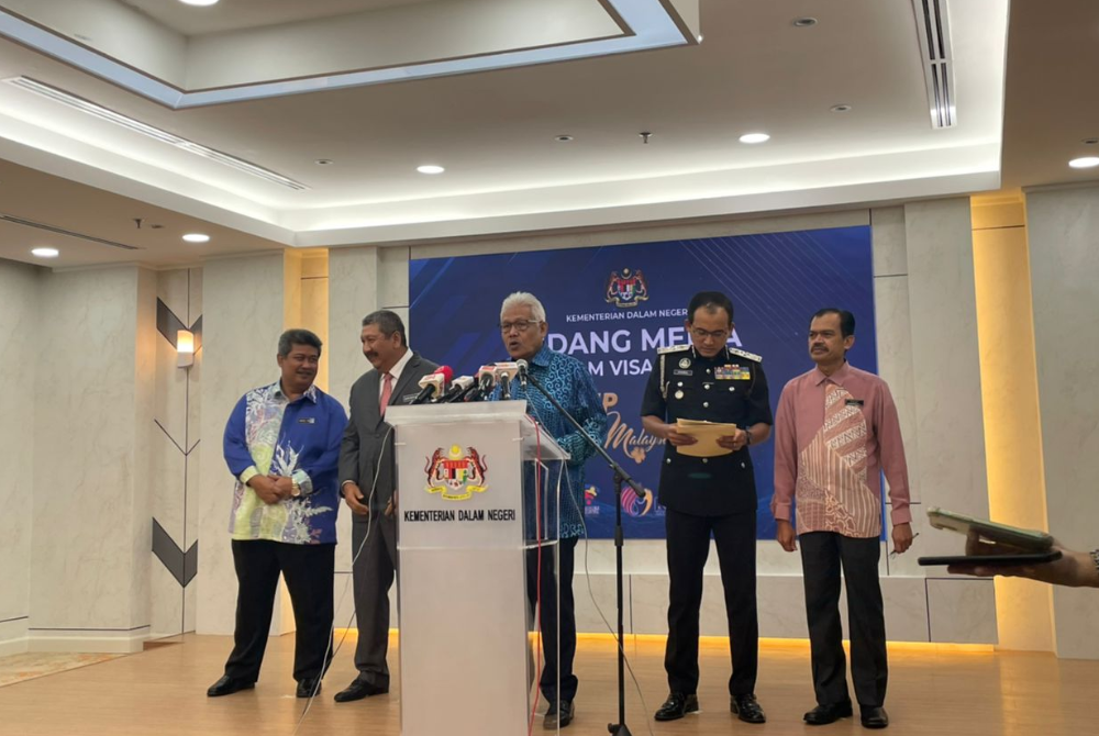 Hamzah during the Malaysia Premium Visa Programme (PVIP) press conference today.