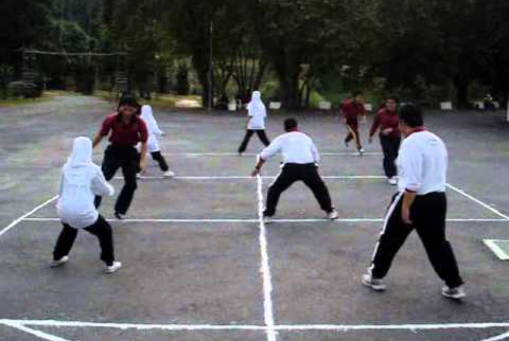 Galah Panjang - Photo by HikayatAbgKojek Youtube