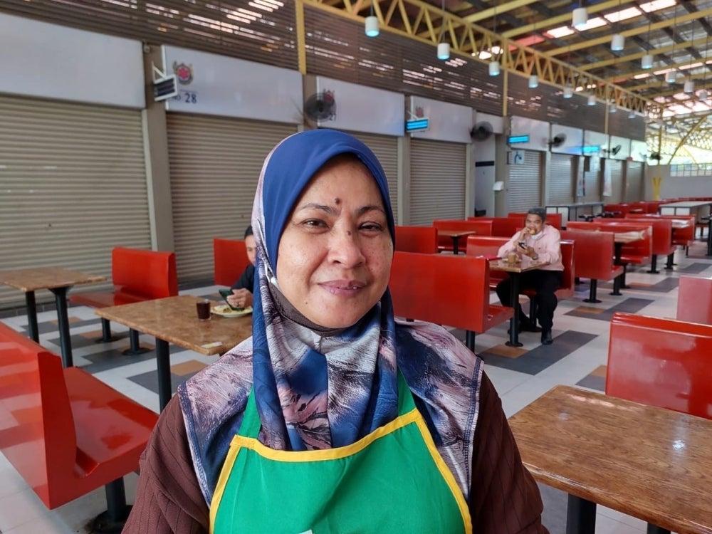 Amy Abu Bakar, 56, said she is ready to face GE15 this year if Parliament is dissolved but the election date must be held before the floods.
