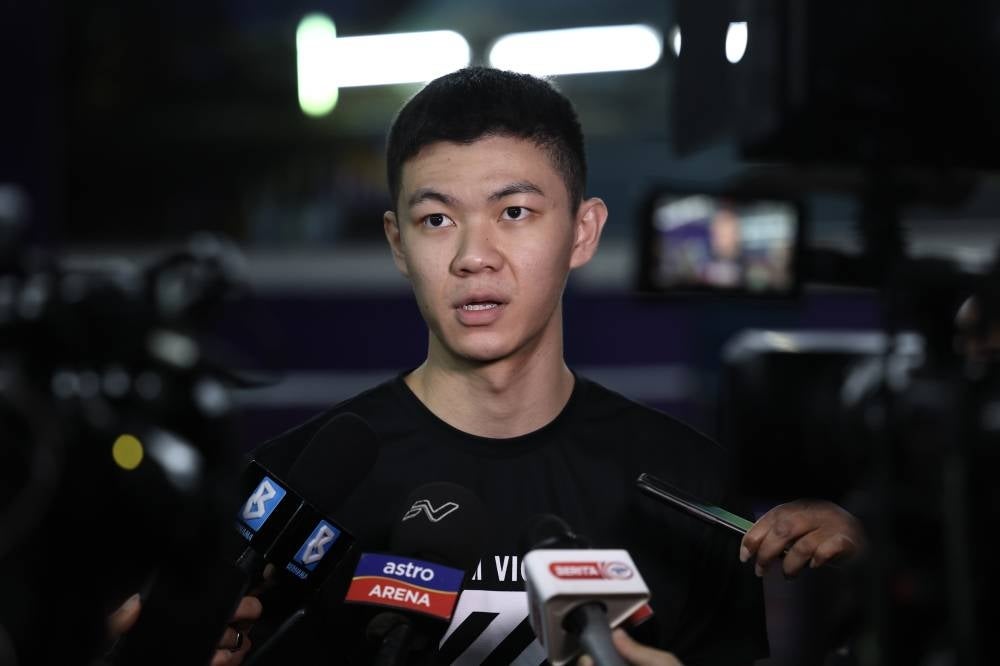 Men's singles badminton champion Lee Zii Jia during a press conference on the latest developments in his plans for the Danish Open Championship on Oct 18 and the Paris Open Championship in May next year. - Bernama Photo
