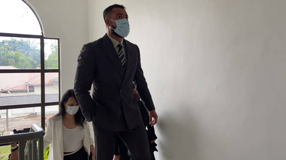 Zul Ariffin at the Sepang Courts Complex, today.