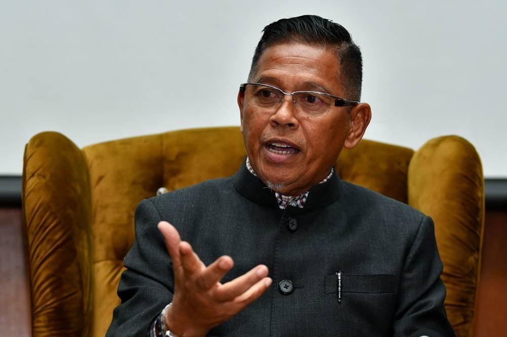 Hanafiah said the state government was in the process of identifying the right location to build the Baitul Ummi senior citizens care centre. - Bernama Photo