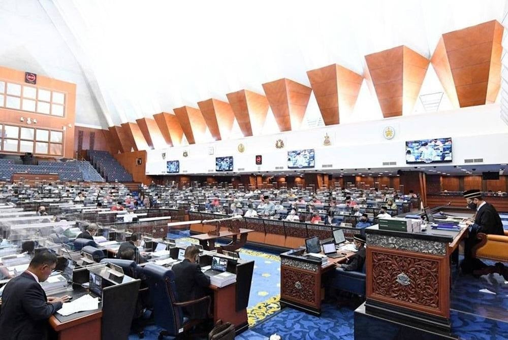 LKAN on the financial statements of the federal government, state governments and state agencies for the year 2021 was tabled in the Dewan Rakyat today. FILE PIX