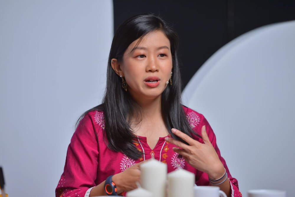 Kampung Tunku assemblyman Lim Yi Wei speaking as a panelist during Sinar Daily’s talkshow dubbed “Budget 2023: What Women Wants”.