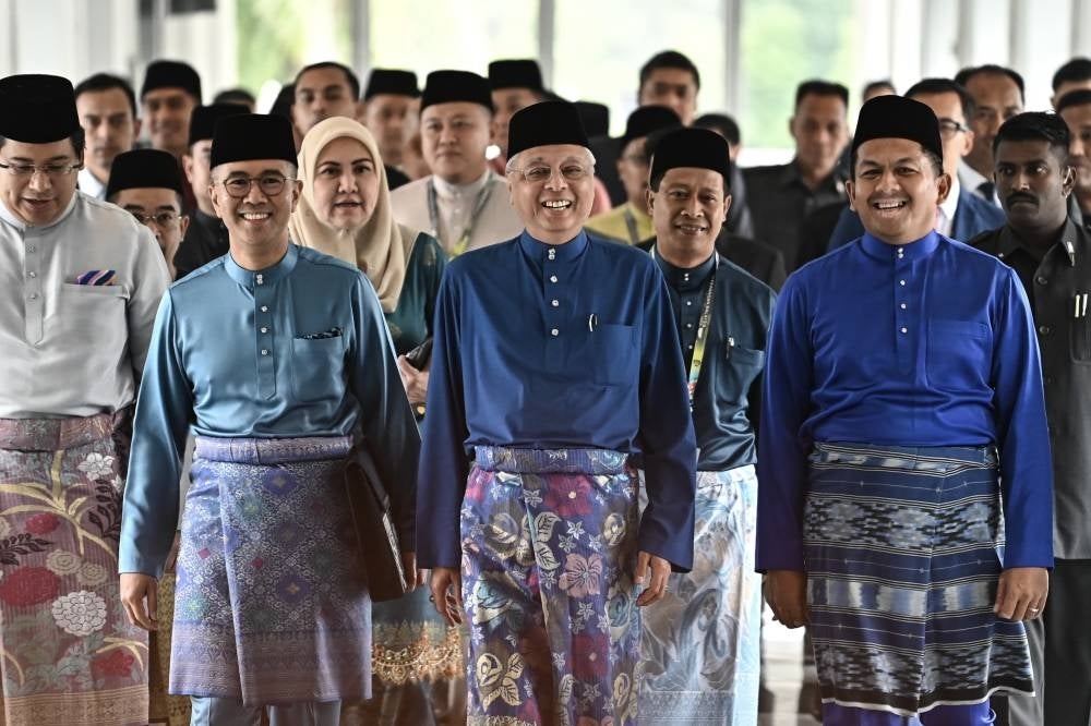 Prime Minister Datuk Seri Ismail Sabri Yaakob said according to the Federal Constitution, the government would only lose support if it had less than the required 112 seats or a simple majority.