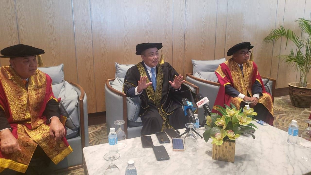 Hajiji when met by reporters after officiating the Kolej Teknologi Yayasan Sabah Convocation Ceremony, at SICC, in Kota Kinabalu.