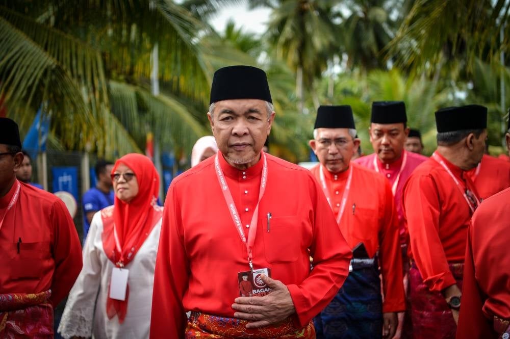 Zahid when attending the Bagan Datuk Division meeting at Dewan Perdana Kompleks Umno on Oct 16, 2022. (Photo by BERNAMA)