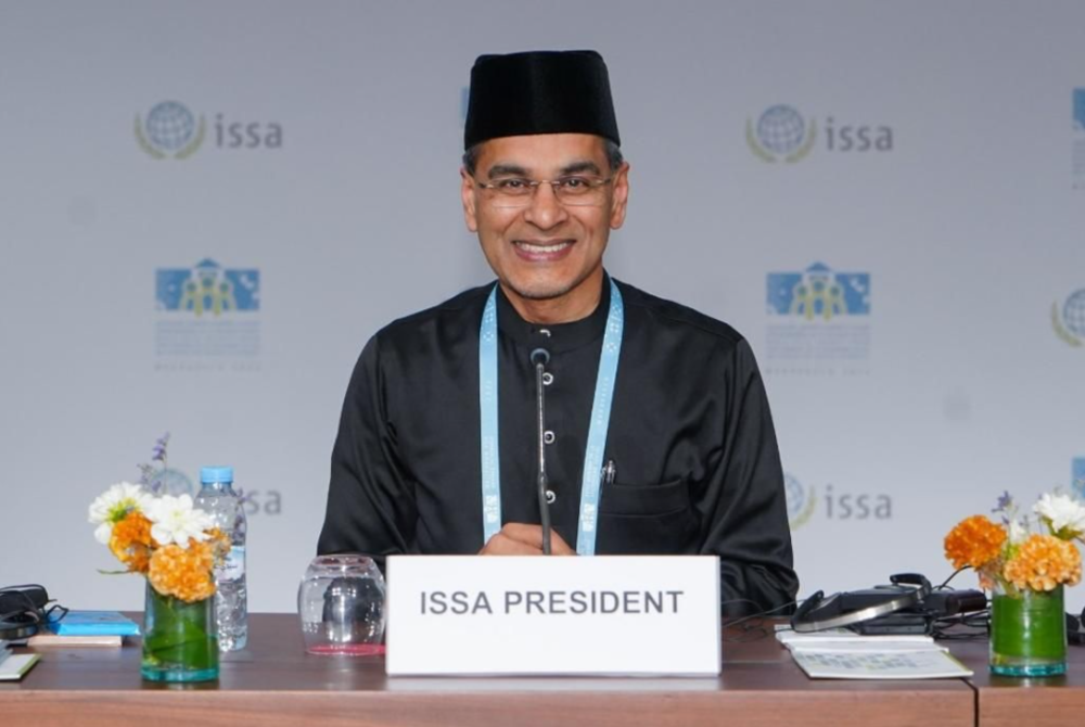 Social Security Organisation (Socso) chief executive Datuk Seri Dr Mohammed Azman Aziz Mohammed - sinar archive