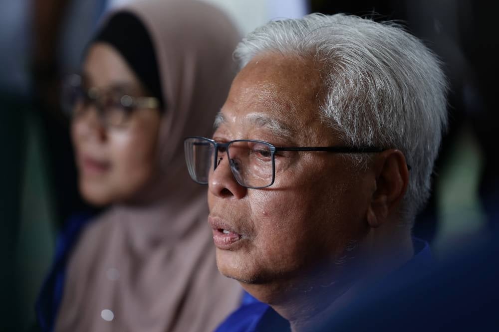 Ismail Sabri said whatever the rank in the party would not matter if BN loses in the election. - Bernama Photo