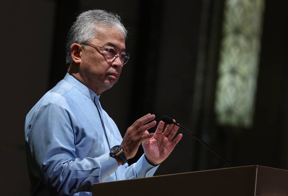 Al-Sultan Abdullah said that good coordination between all agencies was important to avoid overlapping duties. – Bernama Photo