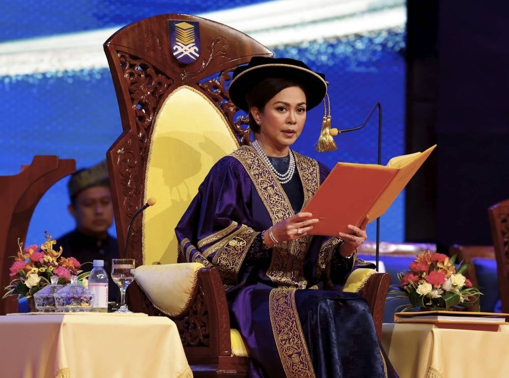 Tengku Permaisuri Selangor, Tengku Permaisuri Norashikin who is also the Pro-Chancellor of Universiti Teknologi Mara (UiTM) at the 95th UiTM Convocation Ceremony at Dewan Agung Tuanku Chancellor UiTM today. - Bernama Photo