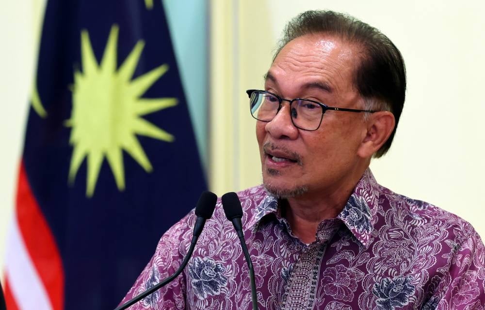 This will be discussed at a meeting between the Sultan of Brunei Sultan Hassanal Bolkiah, who will be in Malaysia for a special visit today, and Prime Minister Datuk Seri Anwar Ibrahim.- BERNAMA
