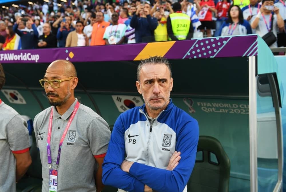 South Korea boss blasts 'lack of common sense' after World Cup red card