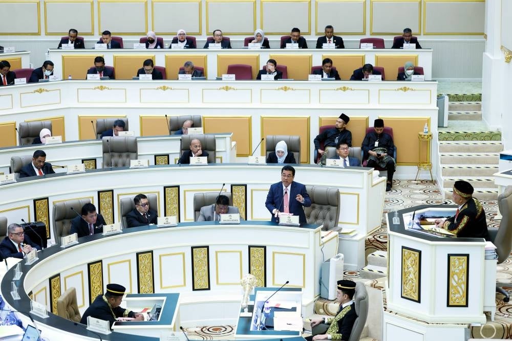 Chief Minister Datuk Seri Sulaiman Md Ali said the budget comprised an operating expenditure of RM455.43 million involving RM11.56 million for dependent expenditure and RM443.86 million for supply, and a development expenditure of RM82 million. - BERNAMA