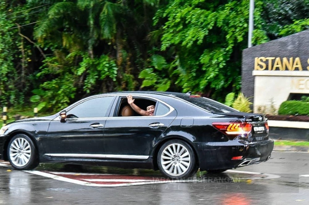 Hajiji meets with Sabah Yang Dipertua Negeri Tun Jahar this afternoon